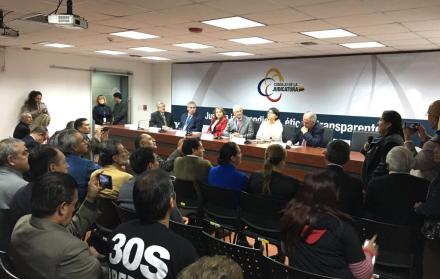 El Consejo de la Judicatura recibió a la Asociación de Víctimas del 30S y su director Óscar Ayerve.