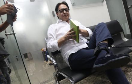 Imagen de archivo. Fernando Villavicencio asegura que allanaron su vivienda para robar información sobre casos de corrupción.