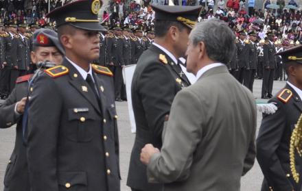 La ceremonia militar contó con la presencia del general Oswaldo Jarrín Román, ministro de Defensa.