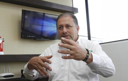 La renuncia de Granizo se da un día después de que el Ejecutivo presente su plan de optimización del Estado, donde el ministerio del Ambiente se fusionará con la Secretaría del Agua.