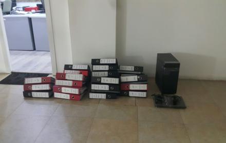 Parte de la documentación que aparentemente procesaba el servidor público.