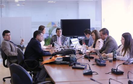 Reunión de la Comisión que investiga el caso de Norma Vallejo.