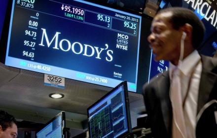Crecimiento. Para Moody’s, el PIB de Ecuador crecería 1 %, o menos, este año. Todo depende de si se consiguen 900 y 1.200 millones en financiamiento.