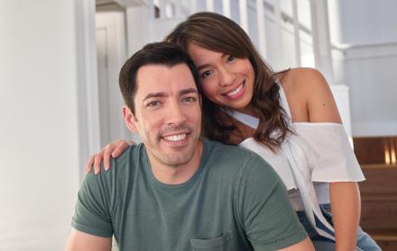 Drew Scott vive su romance en Ecuador