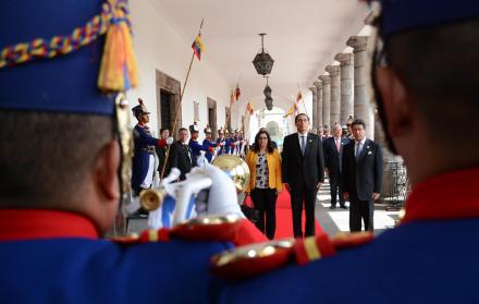 El presidente Martín Vizcarra recibió la Condecoración de la Orden Nacional Al Mérito en el Grado de Gran Collar.