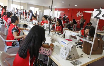 Negocios. Los proveedores locales han tenido mayores oportunidades en DePrati en 2017.