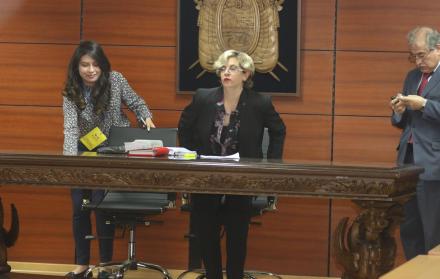 El nombre de la jueza Daniela Camacho encumbra en el primer plano de la justicia nacional el protagonismo femenino. La magistrada que dictó ayer la orden de prisión provisional para el expresidente Rafael Correa se suma a la fiscal Diana Salazar que fue l