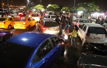 Ampliación. Por falta de parqueo, en 2014 se agregaron 660 nuevos estacionamientos al parque Samanes, uno de los lugares de ocio más visitados.