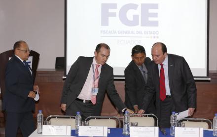 Desacuerdo. El fiscal Carlos Baca mostró su desacuerdo con el dictamen de la fiscal Garzón.