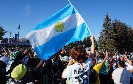 Ilusión. Pequeños y grandes llegaron hasta el estadio confiando en el ofensivo rioplatense.