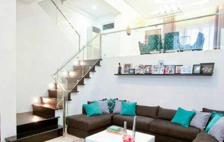 Pintar las paredes en colores neutros es un acierto.