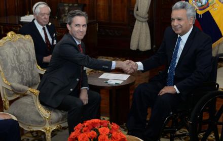El presidente Moreno le trasladó que es una política de su Ejecutivo “el respeto a la libertad de expresión, y su voluntad política de cumplir con los compromisos internacionales adquiridos por el país en materia de derechos humanos”.