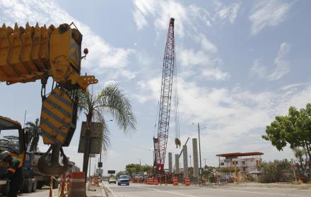 Los trabajos del tercer tramo se desarrollan en la autopista Narcisa de Jesús Martillo Morán.