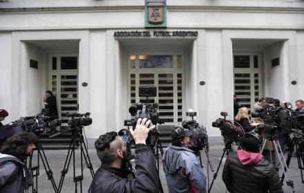 El curso, que la AFA anunció a través de su web oficial y redes sociales, estaba destinado a periodistas, dirigentes, futbolistas y entrenadores y se dictó en la sede de la institución en Buenos Aires.