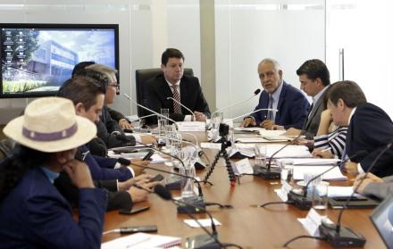 Asamblea. El ministro de Hidrocarburos compareció por cerca de dos horas durante la mañana del 15 de noviembre. 