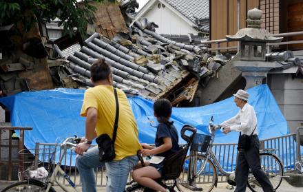 Japón se mantiene en alerta tras potente terremoto