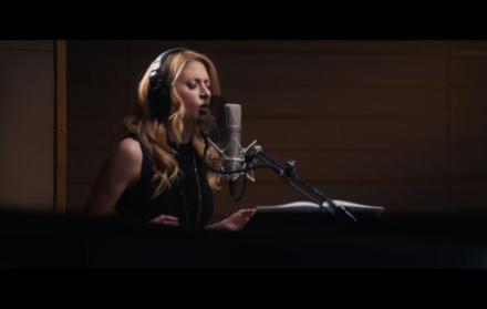 Frozen invade Brodway con la voz de Caissie Levy