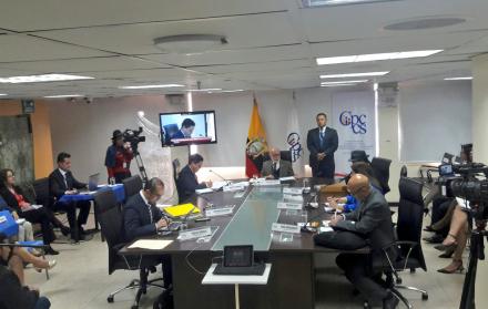 El Consejo de Participación Ciudadana transitorio lleva a cabo una audiencia pública dentro del proceso de evaluación de autoridades.