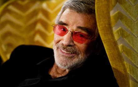 Reynolds, que compaginó cintas de acción y comedia, vivió su época dorada durante la década de 1970 y principios de 1980, aunque se mantuvo en activo hasta la actualidad.