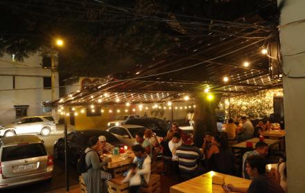 Restaurante. Bendito Chef abrió sus puertas hace poco más de un año en la ciudadela Guayasur, dándole más brillo al sur.