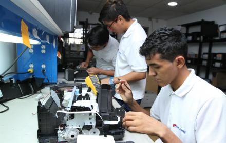 Anuncian mejoras en 19 colegios técnicos