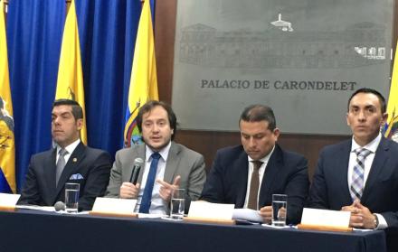 Representantes del Gobierno presentaron el informe en una rueda de prensa.