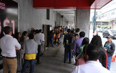 Empleados. Hasta septiembre 7’933.625 personas conformaban la población con empleo. De ese total, 3’274.463 tenían un empleo adecuado.
