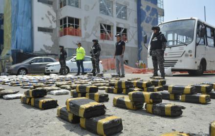 Droga decomisada en Guayaquil, militares implicados en el caso.