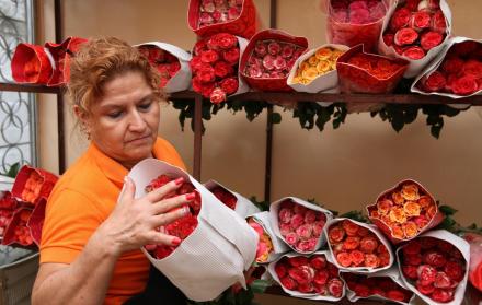 La venta de flores se enfría en San Valentín