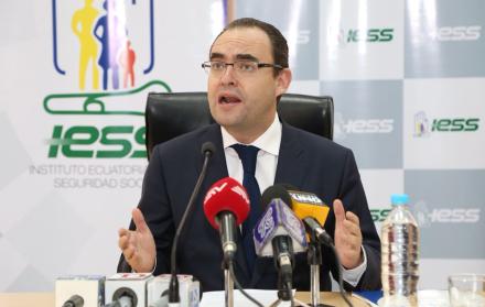 Esta medida fue anunciada este miércoles 28 de marzo por Manolo Rodas, titular del directorio de la entidad, durante una rueda de prensa en Quito.