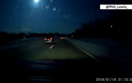 Cae un meteorito cerca de Detroit y provoca un temblor de intensidad 2