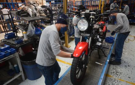 Ensamblaje de motos en Ecuador.