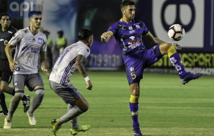 Delfín recibe a Emelec después de cinco meses de paralización futbolística.