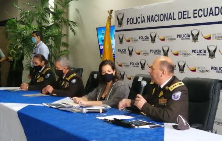 María Paula Romo, ministra de Gobierno, en rueda de prensa en Guayaquil.