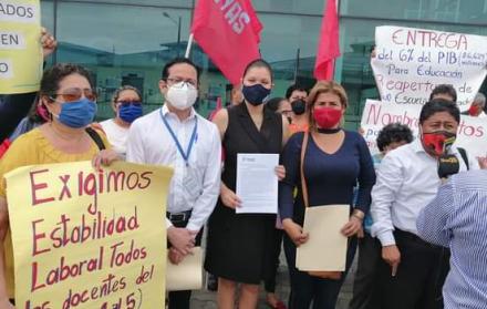 Maestros protesta