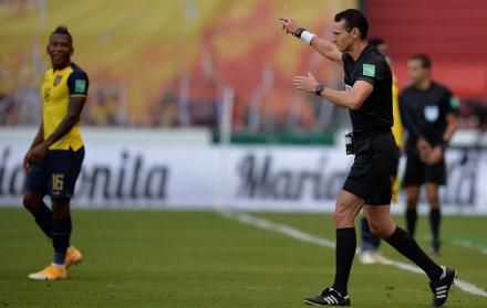 Wilmar-Roldán-VAR-Eliminatorias-Ecuador