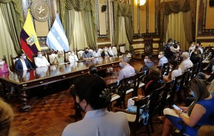 La rendición de cuentas de la alcaldesa se llevó a cabo en el Salón de la ciudad.
