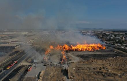 Incendio en Durán