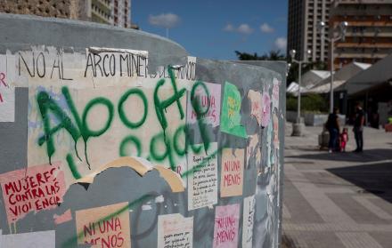 Fotografía que muestra un grafiti que dice