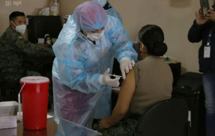 Jeanteh Morales vacunas1
