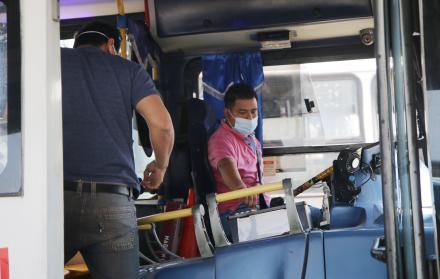 Si no hay acuerdo en los diálogos, los transportistas reducirán las horas de recorrido en Guayaquil.