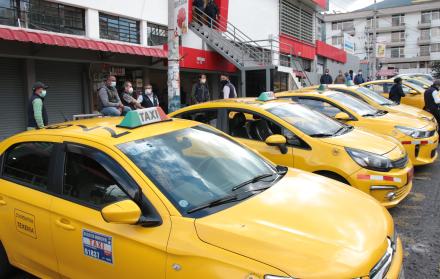 Taxis-Quito-Remocion