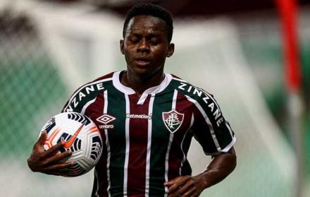 Juan-Cazares-volante-Fluminense