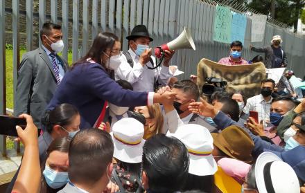 Llori- asamblea- apoyo