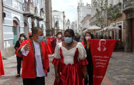 Banderas rojas Eugenio Espejo 2