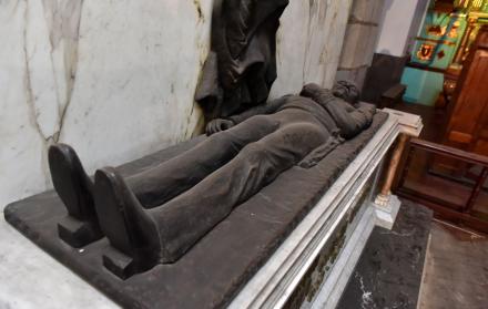 Noviembre_Día de Muertos_Historia_Feriados