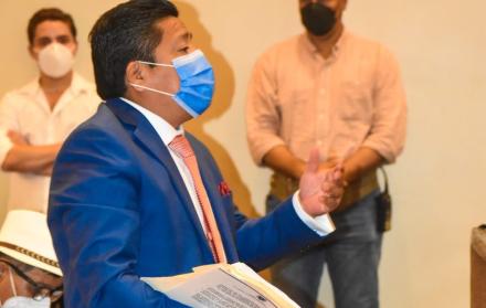 Dany Mite, alcalde de Playas, pidió obras concretas y no solo estudios.