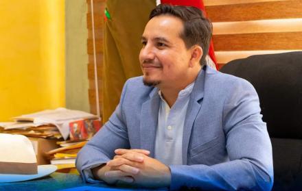 Jonnatan Molina, alcalde de Balao. Electo en 2019.