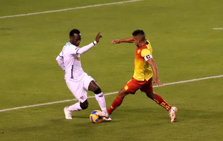 LigadeQuito-Noche-Blanca-Aucas