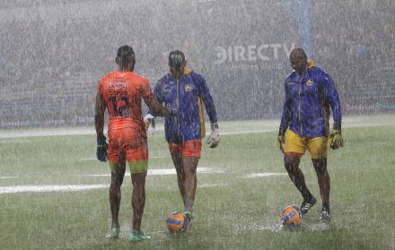 Emelec-Delfín-estadio-Capwell